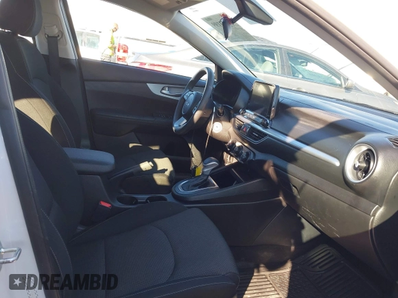 2023 Kia Forte LXS with VIN 3KPF24AD1PE621729, listed as a IAAI auction lot 41554199 with 39,640 mi miles and . Bid and sale history available at DreamBid. Image 5.