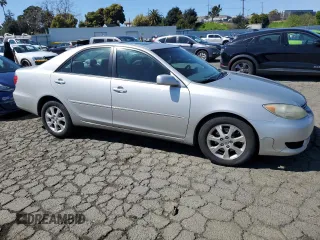 2006 Toyota Camry LE z VIN 4T1BF30KX6U630387, wystawiony jako Copart lot #49624755 z przebiegiem 232 568 mil mil oraz Szkoda całkowita • Salvage title. Historia ofert i sprzedaży dostępna na DreamBid. Obrazek 4.