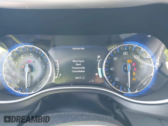 2022 Chrysler Pacifica Touring L with VIN 2C4RC1BGXNR132615, listed as a IAAI auction lot 41643983 with 45,717 mi miles and . Bid and sale history available at DreamBid. Image 7.