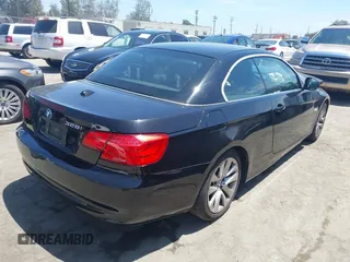 2012 BMW 3 Series 328i z VIN WBADW7C58CE729741, wystawiony jako IAAI lot #42333961 z przebiegiem 147 706 mil mil oraz . Historia ofert i sprzedaży dostępna na DreamBid. Obrazek 4.