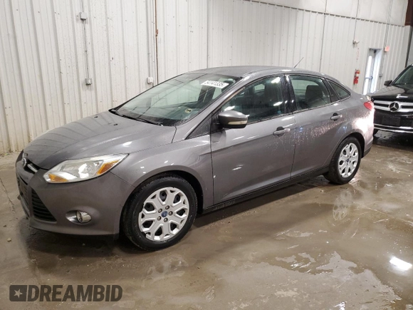 2012 Ford Focus SE with VIN 1FAHP3F20CL315916, listed as a Copart auction lot 54141335 with 157,203 mi miles and Non Repairable. Bid and sale history available at carsss.com. Image 1.
