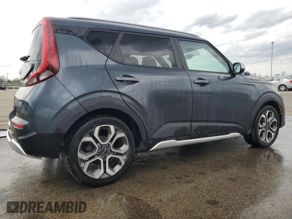 2020 Kia Soul X-Line with VIN KNDJ23AUXL7715946, listed as a Copart auction lot 50367755 with 92,694 mi miles and Clean Title. Bid and sale history available at carsss.com. Image 3.