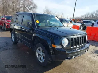 2012 Jeep Patriot Sport with VIN 1C4NJRBB2CD562890, listed as a IAAI auction lot 41750564 with 109,939 mi miles. Bid and sale history available at carsss.com. Image 1.