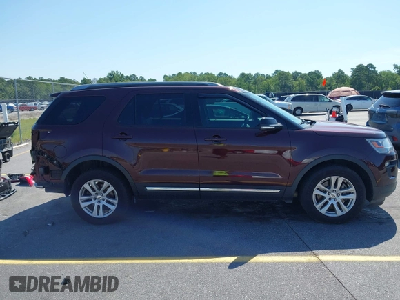 2018 Ford Explorer XLT с VIN 1FM5K8D85JGA23390, выставлен на аукционе IAAI как лот 42507111 с пробегом 79 761 миль миль и . История ставок и продаж доступна на DreamBid. Изображение 14.
