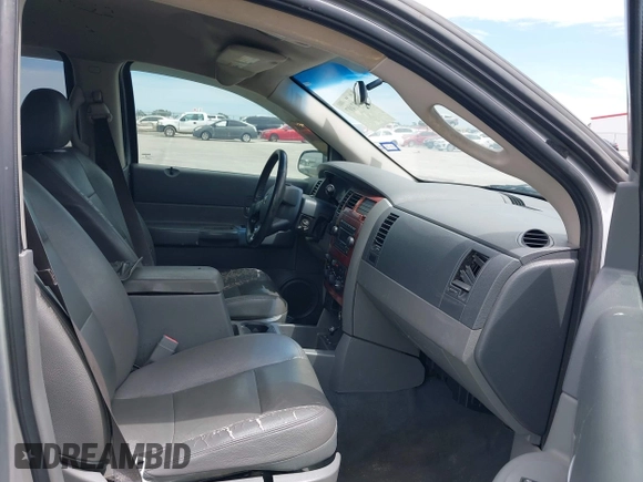 2005 Dodge Durango SLT with VIN 1D4HB48D75F562772, listed as a IAAI auction lot 42327497 with 257,215 mi miles and . Bid and sale history available at DreamBid. Image 5.