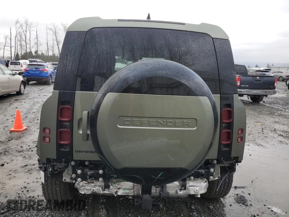 2024 Land Rover Defender S with VIN SALEJ7EX9R2343479, listed as a Copart auction lot 84972984 with 3,124 mi miles and Salvage title. Bid and sale history available at DreamBid. Image 6.