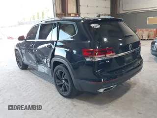 2022 Volkswagen Atlas SE z VIN 1V2KP2CA5NC509929, wystawiony jako IAAI lot #42231410 z przebiegiem 84 678 mil mil oraz . Historia ofert i sprzedaży dostępna na DreamBid. Obrazek 3.