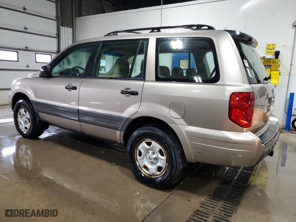2004 Honda Pilot LX with VIN 2HKYF18174H580649, listed as a Copart auction lot 46613015 with 197,900 mi miles and Clean Title. Bid and sale history available at carsss.com. Image 2.