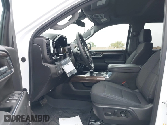 2024 Chevrolet Silverado 1500 RST with VIN 1GCUDEED8RZ115873, listed as a IAAI auction lot 42194472 with 9,257 mi miles and . Bid and sale history available at DreamBid. Image 5.