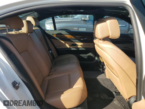 2014 BMW 7 Series 740Li xDrive with VIN WBAYF4C58ED281977, listed as a Copart auction lot 44084005 with 154,592 mi miles and Clean Title. Bid and sale history available at carsss.com. Image 10.