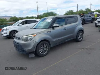 2014 Kia Soul with VIN KNDJN2A2XE7062263, listed as a IAAI auction lot 42045938 with 120,914 mi miles. Bid and sale history available at carsss.com. Image 2.
