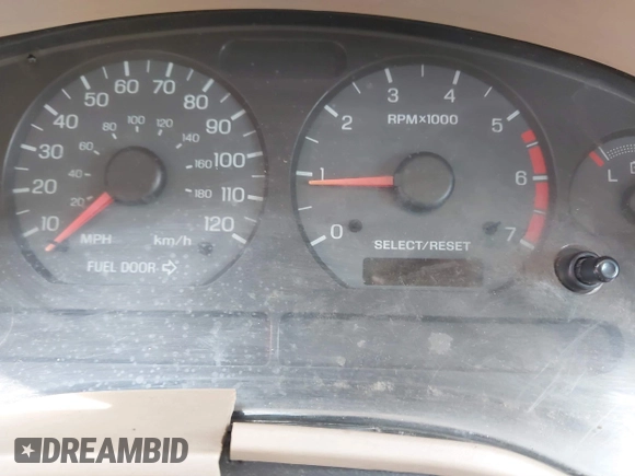 2002 Ford Mustang Standard z VIN 1FAFP40422F114992, wystawiony jako IAAI lot #40289505 z przebiegiem Nie podano mil oraz . Historia ofert i sprzedaży dostępna na DreamBid. Obrazek 7.