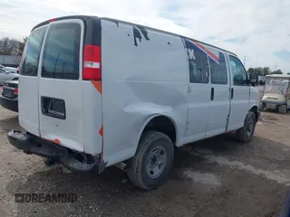 2021 GMC Savana Cargo Van with VIN 1GTW7AFP1M1307600, listed as a IAAI auction lot 41471643 with 63,565 mi miles. Bid and sale history available at carsss.com. Image 4.
