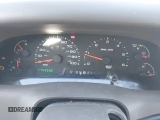 2003 Ford F-250 XL with VIN 1FTNX21L43EC63282, listed as a IAAI auction lot 40619953 with 175,993 mi miles and . Bid and sale history available at DreamBid. Image 7.