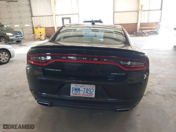 2016 Dodge Charger SXT with VIN 2C3CDXHGXGH166774, listed as a IAAI auction lot 41771461 with 187,660 mi miles. Bid and sale history available at carsss.com. Image 16.
