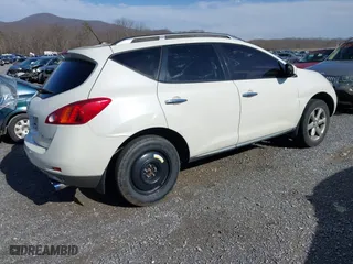 2009 Nissan Murano SL with VIN JN8AZ18W39W205559, listed as a IAAI auction lot 41688532 with 119,208 mi miles. Bid and sale history available at carsss.com. Image 4.