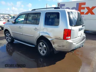 2013 Honda Pilot EX-L with VIN 5FNYF3H5XDB011291, listed as a IAAI auction lot 41266102 with 89,237 mi miles. Bid and sale history available at carsss.com. Image 3.
