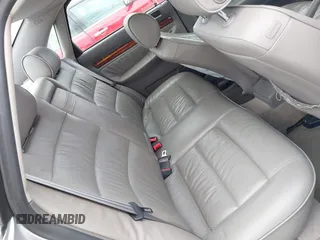 2001 Audi A4 с VIN WAUDH68DX1A010693, выставлен на аукционе IAAI как лот 42445405 с пробегом 191 684 миль миль и . История ставок и продаж доступна на DreamBid. Изображение 8.