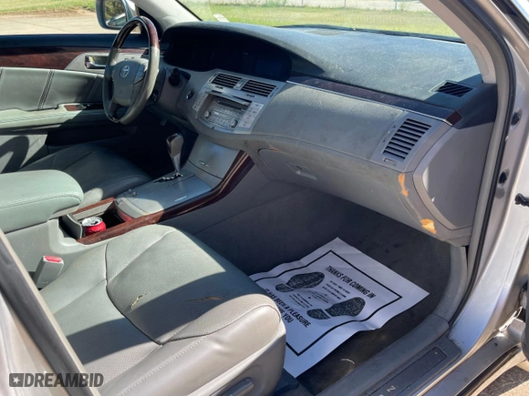 2008 Toyota Avalon XL with VIN 4T1BK36B58U267714, listed as a Copart auction lot 79895154 with 242,631 mi miles and Clean Title. Bid and sale history available at carsss.com. Image 5.