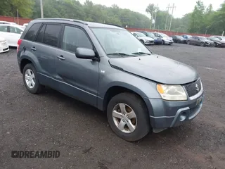 2008 Suzuki Grand Vitara XSport z VIN JS3TD944984102017, wystawiony jako IAAI lot #42517669 z przebiegiem 174 926 mil mil oraz . Historia ofert i sprzedaży dostępna na DreamBid. Obrazek 1.