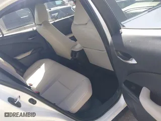 2021 Lexus UX with VIN JTHX9JBH9M2040678, listed as a IAAI auction lot 41727164 with 71,004 mi miles. Bid and sale history available at carsss.com. Image 8.