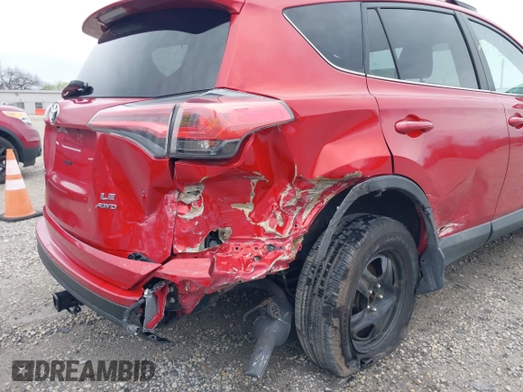2016 Toyota RAV4 LE with VIN 2T3BFREV5GW530728, listed as a IAAI auction lot 41925634 with 150,117 mi miles. Bid and sale history available at carsss.com. Image 6.