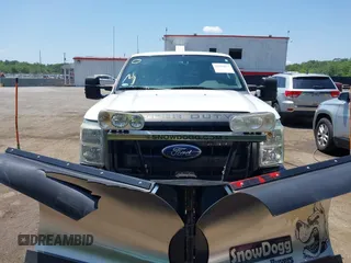 2011 Ford F-250 XL with VIN 1FT7X2B61BEB17857, listed as a IAAI auction lot 42558817 with 161,205 mi miles and . Bid and sale history available at DreamBid. Image 12.
