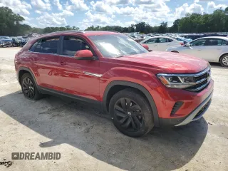 2022 Volkswagen Atlas SE z VIN 1V2JC2CA6NC210327, wystawiony jako Copart lot #56853385 z przebiegiem 96 466 mil mil oraz Nie do naprawy • Non repairable. Historia ofert i sprzedaży dostępna na DreamBid. Obrazek 4.