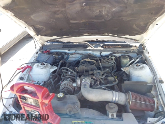 2005 Ford Mustang Deluxe with VIN 1ZVFT84N155260324, listed as a IAAI auction lot 42250383 with Not provided miles and . Bid and sale history available at DreamBid. Image 10.