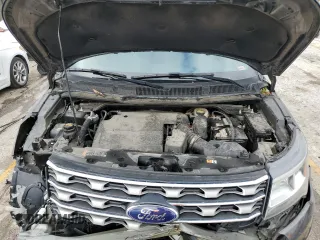 2017 Ford Explorer XLT с VIN 1FM5K8D87HGB91090, выставлен на аукционе Copart как лот 54681015 с пробегом 125 594 миль миль и Списание • Salvage title. История ставок и продаж доступна на DreamBid. Изображение 12.