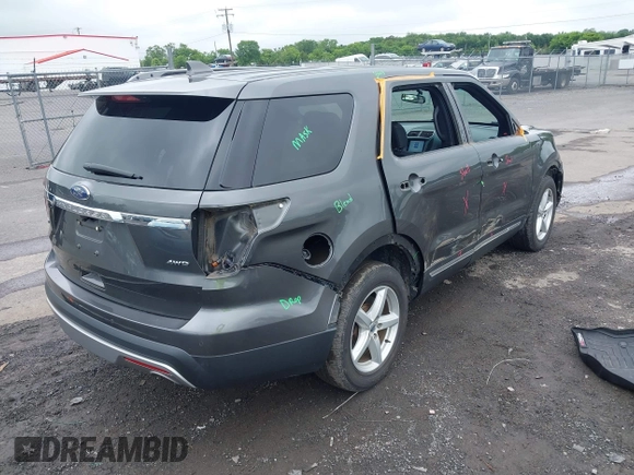 2017 Ford Explorer XLT with VIN 1FM5K8D83HGB04575, listed as a IAAI auction lot 42523277 with 94,272 mi miles and . Bid and sale history available at DreamBid. Image 4.