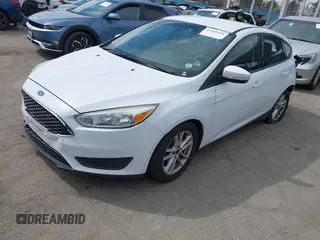 2015 Ford Focus SE with VIN 1FADP3K22FL315960, listed as a IAAI auction lot 41968426 with 184,726 mi miles. Bid and sale history available at carsss.com. Image 17.