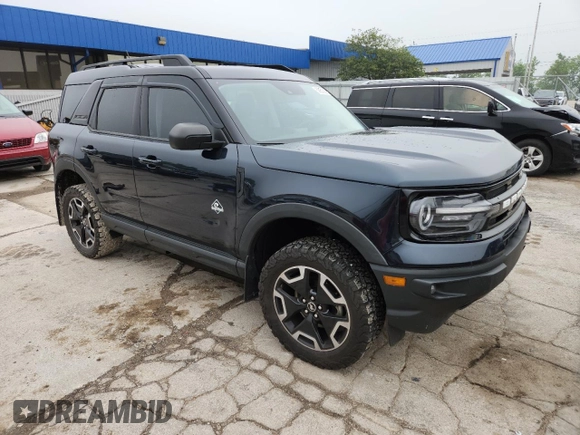 2021 Ford Bronco Sport Outer Banks with VIN 3FMCR9C64MRB01454, listed as a Copart auction lot 59951205 with 59,613 mi miles and Salvage title. Bid and sale history available at DreamBid. Image 4.