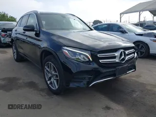 2018 Mercedes-Benz GLC 300 z VIN WDC0G4KBXJV021020, wystawiony jako IAAI lot #42345813 z przebiegiem 62 963 mil mil oraz . Historia ofert i sprzedaży dostępna na DreamBid. Obrazek 1.