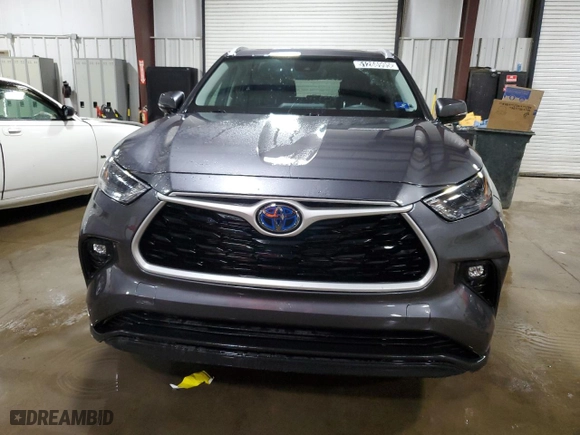 2022 Toyota Highlander Hybrid XLE with VIN 5TDGBRCH7NS544207, listed as a Copart auction lot 51268995 with 99,698 mi miles and Clean Title. Bid and sale history available at carsss.com. Image 5.