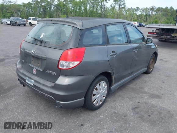 2004 Toyota Matrix Std with VIN 2T1KR32E14C194171, listed as a IAAI auction lot 42059685 with 299,999 mi miles. Bid and sale history available at carsss.com. Image 4.