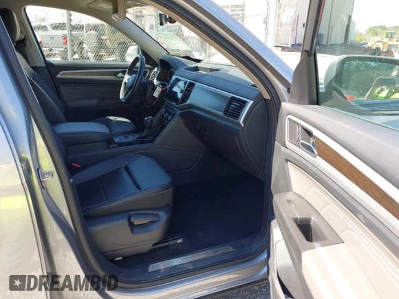 2023 Volkswagen Atlas SE с VIN 1V2WR2CA5PC508066, выставлен на аукционе IAAI как лот 41836815 с пробегом 53 911 миль миль и . История ставок и продаж доступна на DreamBid. Изображение 5.