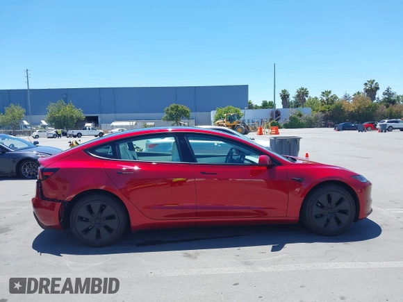 2025 Tesla Model 3 Long Range with VIN 5YJ3E1EA6SF917745, listed as a IAAI auction lot 42533673 with 7,305 mi miles and . Bid and sale history available at DreamBid. Image 13.