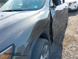 2022 Jeep Cherokee Limited with VIN 1C4PJMDX9ND509157, listed as a IAAI auction lot 42179093 with 34,638 mi miles and . Bid and sale history available at DreamBid. Image 21.