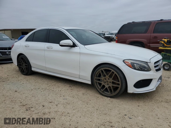 2015 Mercedes-Benz C-Class C 400 with VIN 55SWF6GB5FU034186, listed as a Copart auction lot 46135635 with 140,667 mi miles and Clean Title. Bid and sale history available at carsss.com. Image 4.