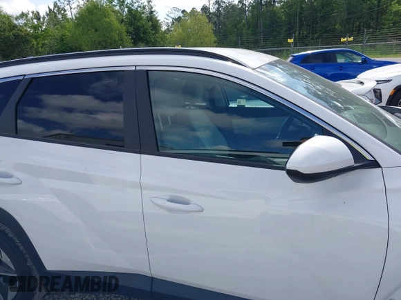 2025 Hyundai Tucson SEL with VIN 5NMJB3DE2SH492894, listed as a IAAI auction lot 42087529 with 7,903 mi miles. Bid and sale history available at carsss.com. Image 14.