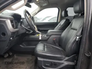 2022 Ford Expedition Max XLT with VIN 1FMJK1JTXNEA27256, listed as a Copart auction lot 83704554 with 106,834 mi miles and Clean title. Bid and sale history available at DreamBid. Image 7.