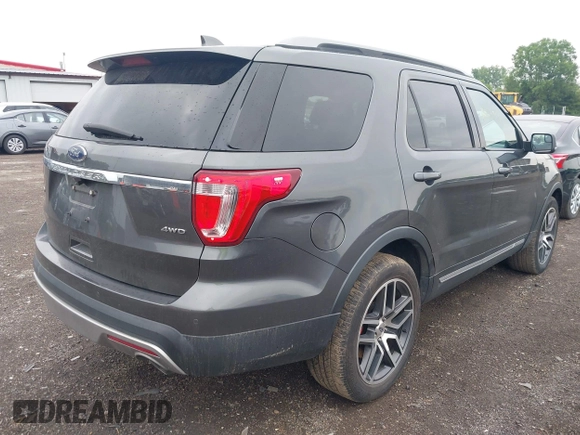 2017 Ford Explorer XLT z VIN 1FM5K8D85HGA57257, wystawiony jako IAAI lot #42439133 z przebiegiem 253 750 mil mil oraz . Historia ofert i sprzedaży dostępna na DreamBid. Obrazek 4.