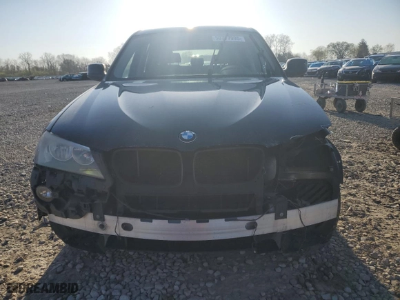 2011 BMW X3 28i with VIN 5UXWX5C53BL709810, listed as a Copart auction lot 50777995 with 201,871 mi miles and Salvage Title. Bid and sale history available at carsss.com. Image 5.