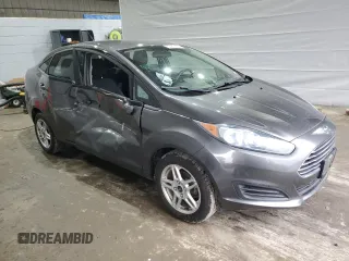 2019 Ford Fiesta SE z VIN 3FADP4BJ5KM124183, wystawiony jako Copart lot #53210525 z przebiegiem 77 120 mil mil oraz Szkoda całkowita • Salvage title. Historia ofert i sprzedaży dostępna na DreamBid. Obrazek 4.