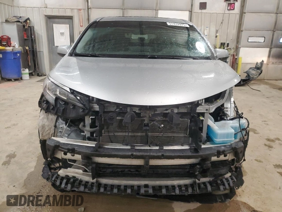 2022 Toyota Sienna XLE with VIN 5TDYRKEC3NS085248, listed as a Copart auction lot 51474975 with 88,812 mi miles and Salvage Title. Bid and sale history available at carsss.com. Image 5.