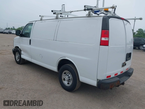 2017 Chevrolet Express Cargo z VIN 1GCWGAFF4H1241069, wystawiony jako IAAI lot #42465525 z przebiegiem 89 006 mil mil oraz . Historia ofert i sprzedaży dostępna na DreamBid. Obrazek 3.