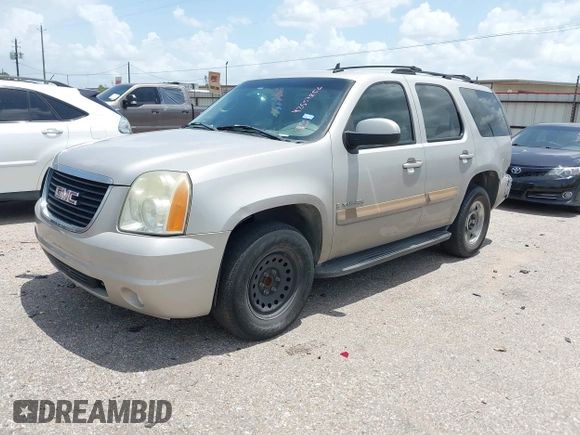 2007 GMC Yukon SLT z VIN 1GKFC13J17R129970, wystawiony jako IAAI lot #42557856 z przebiegiem 254 813 mil mil oraz . Historia ofert i sprzedaży dostępna na DreamBid. Obrazek 2.