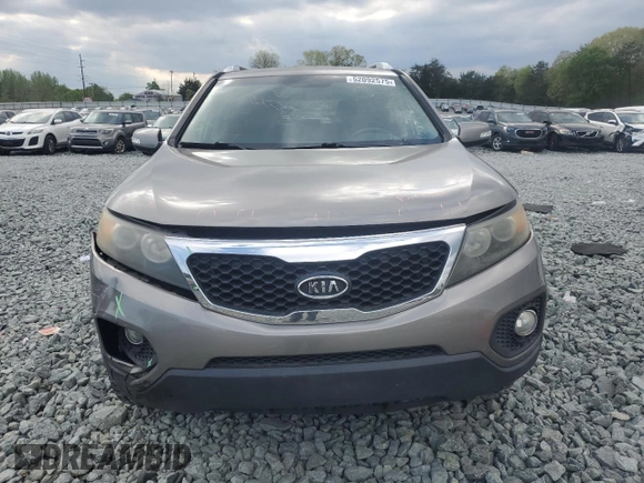 2011 Kia Sorento EX with VIN 5XYKU3A13BG102010, listed as a Copart auction lot 52092575 with 187,155 mi miles and Salvage Title. Bid and sale history available at carsss.com. Image 5.