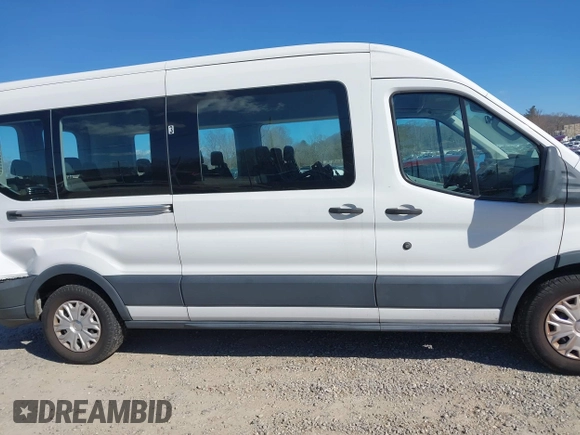 2018 Ford Transit Passenger XL с VIN 1FBAX2CM0JKA43564, выставлен на аукционе IAAI как лот 41643758 с пробегом 54 755 миль миль и . История ставок и продаж доступна на DreamBid. Изображение 13.